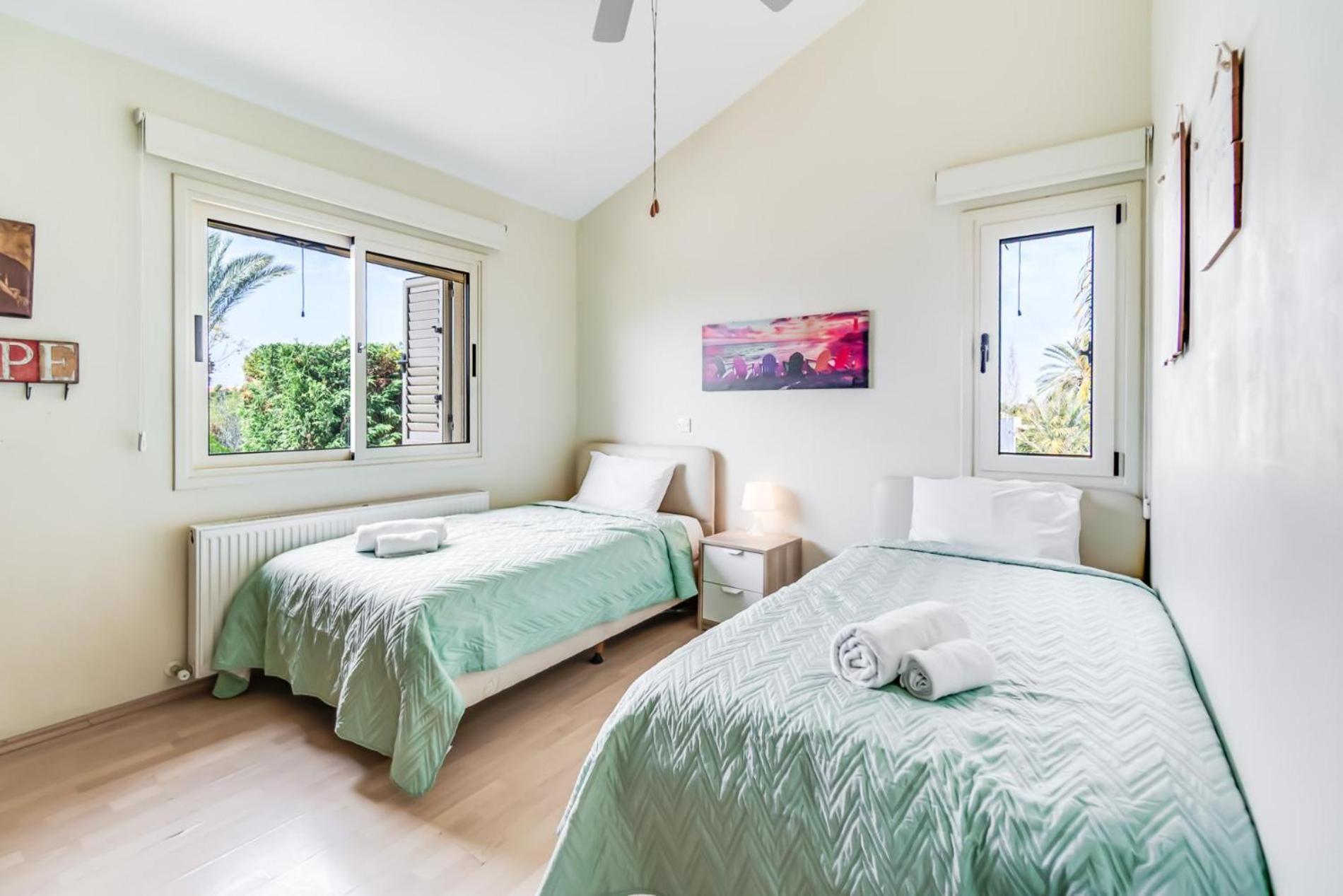 Villa Venus By Ezoria Villas Perivolia Exterior photo